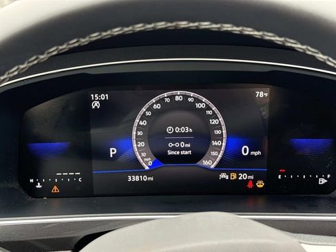 Used 2024 Volkswagen Tiguan S image 28