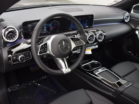 New 2025 Mercedes-Benz CLA 250 4MATIC image 16