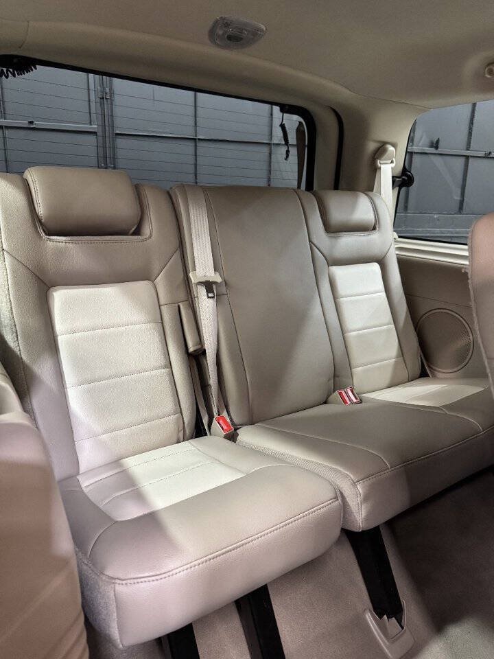 Used 2006 Ford Expedition Eddie Bauer AWD/4WD image 9