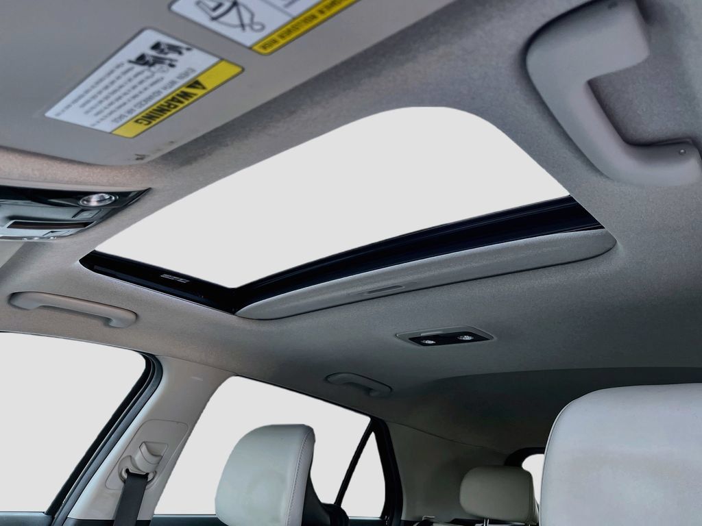 Certified 2024 Kia Niro EX Touring FWD image 27