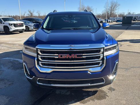 Used 2023 GMC Acadia SLE w/ Driver Convenience Package image 9