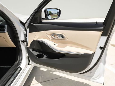 Used 2019 BMW 330i Sedan RWD image 18
