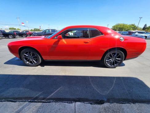 Used 2022 Dodge Challenger GT w/ Blacktop Package image 6