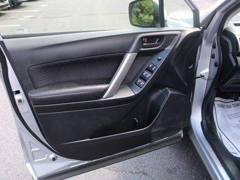 Used 2018 Subaru Forester 2.5i Premium AWD/4WD image 20