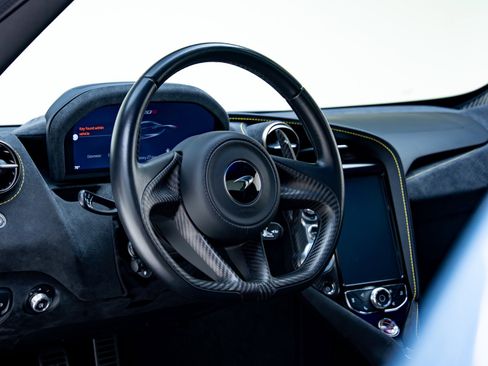 Used 2020 McLaren 720S Luxury RWD image 38