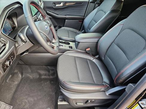 New 2026 Ford Escape ST-Line w/ Tech Pack #1 FWD image 4