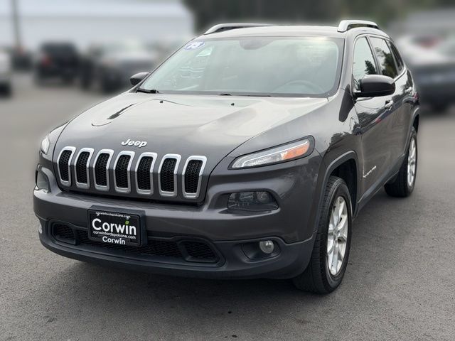 Used 2015 Jeep Cherokee Latitude AWD/4WD image 5
