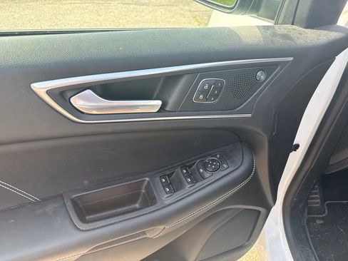 Used 2022 Ford Edge ST w/ Equipment Group 401A AWD/4WD image 14