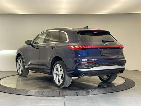 Certified 2025 Audi Q5 Premium w/ Premium Plus AWD/4WD image 3