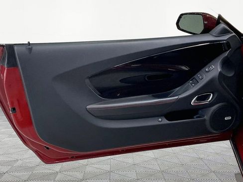 Used 2015 Chevrolet Camaro ZL1 RWD image 21