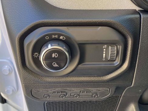 New 2026 Jeep Gladiator Sport image 18