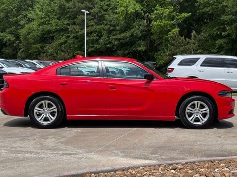 Used 2023 Dodge Charger SXT RWD image 10