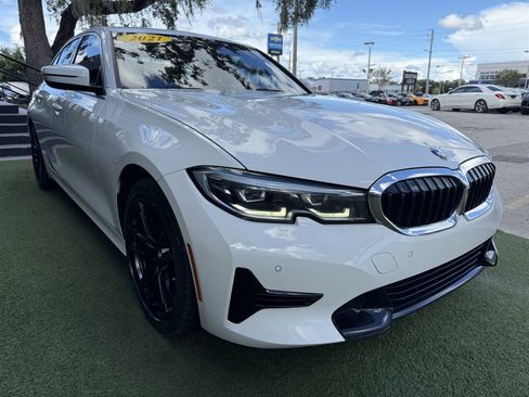 Used 2021 BMW 330i Sedan w/ Convenience Package RWD image 3