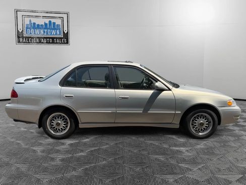Used 1999 Toyota Corolla LE FWD image 5