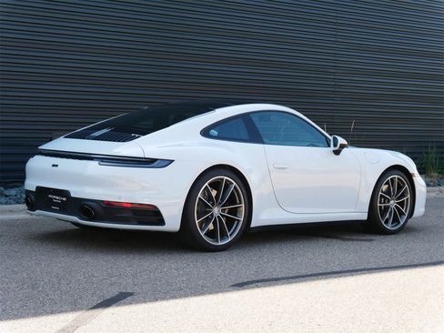 Used 2020 Porsche 911 Carrera S image 23