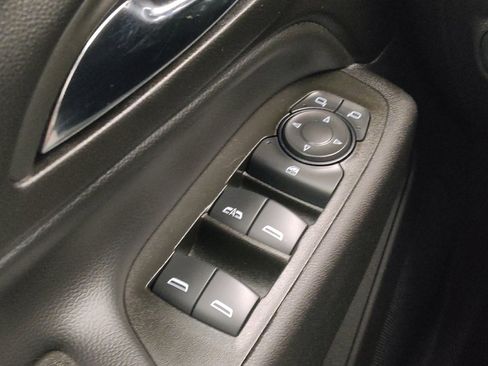 Used 2024 Chevrolet Equinox LT FWD image 27