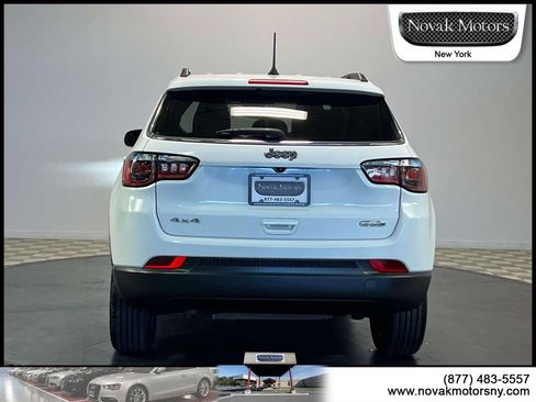 Used 2023 Jeep Compass Latitude AWD/4WD image 7