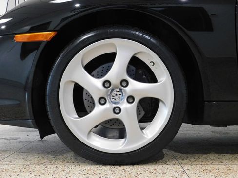 Used 2004 Porsche 911 Carrera RWD image 38