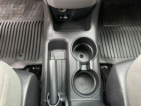 Used 2020 Nissan NV200 SV image 23