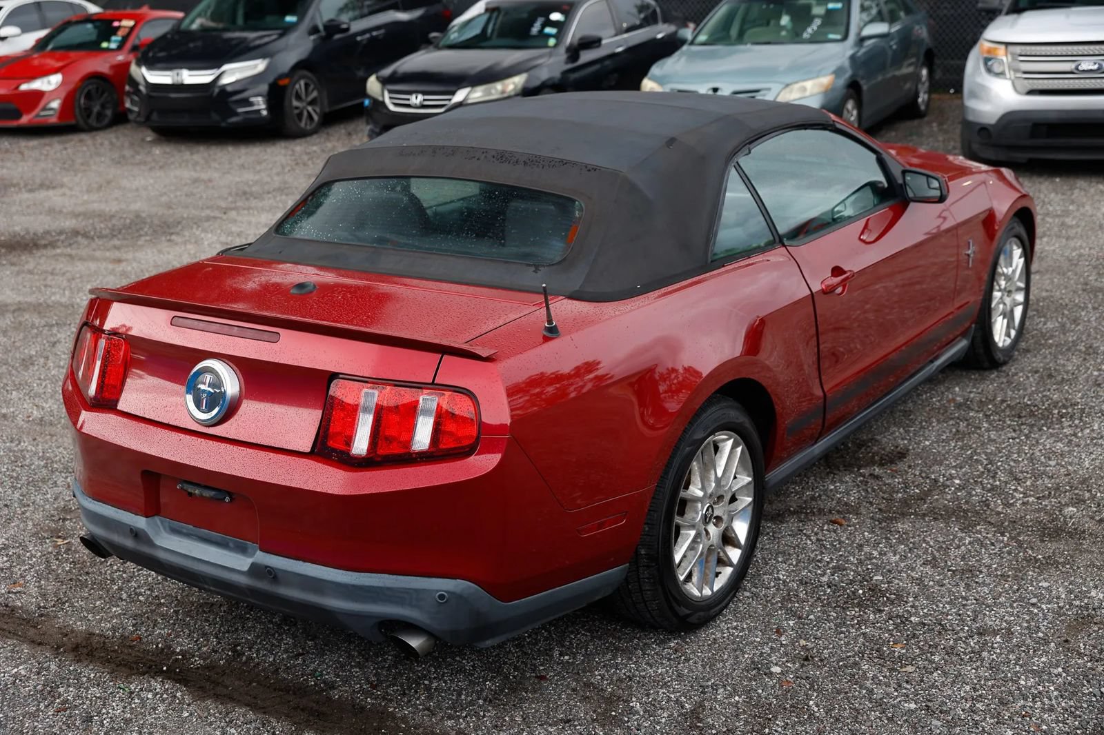 Used 2012 Ford Mustang Premium w/ Electronics Pkg RWD image 8