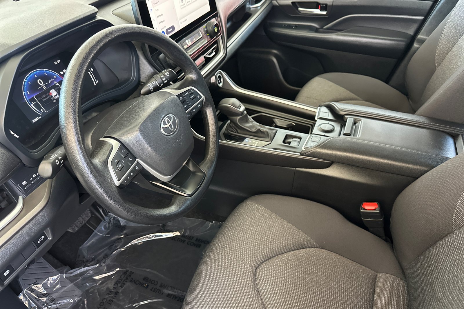 Certified 2025 Toyota Grand Highlander FWD image 11