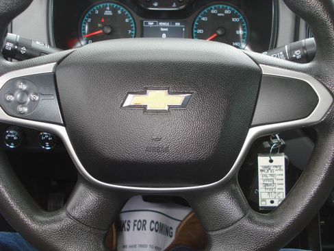 Used 2016 Chevrolet Colorado W/T w/ WT Convenience Package AWD/4WD image 30