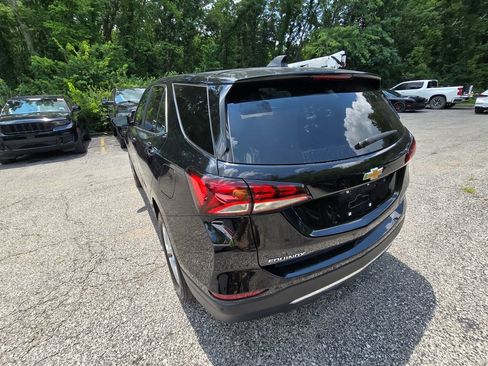 Used 2024 Chevrolet Equinox LT w/ Driver Convenience Package AWD/4WD image 5