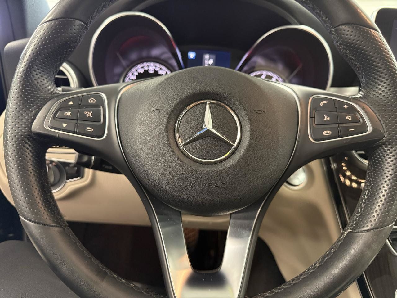 Used 2018 Mercedes-Benz C 300 Sedan w/ Multimedia Package image 14