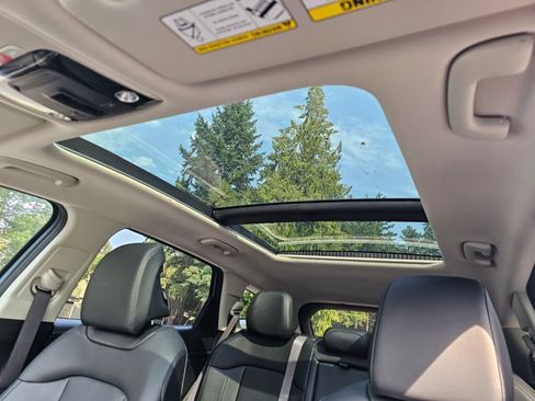 New 2026 Kia Sportage EX w/ EX Panoramic Sunroof Package image 10