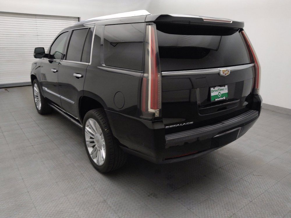 Used 2018 Cadillac Escalade Platinum RWD image 5