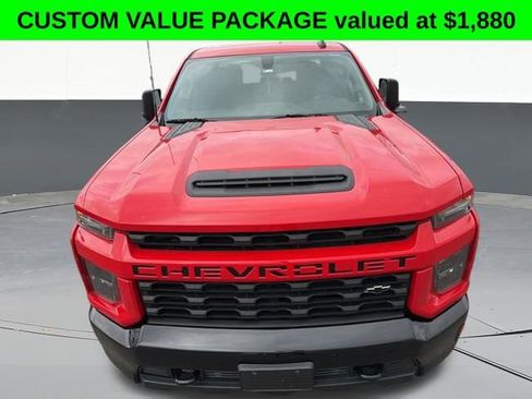 Used 2020 Chevrolet Silverado 2500 Custom w/ Custom Value Package image 2