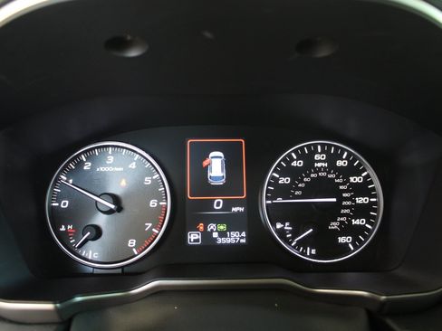 Used 2021 Subaru Outback Limited XT w/ Popular Package #2 AWD/4WD image 10