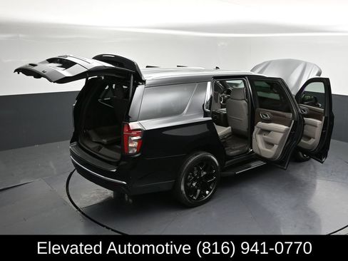 Used 2023 Chevrolet Tahoe LT w/ Luxury Package AWD/4WD image 34