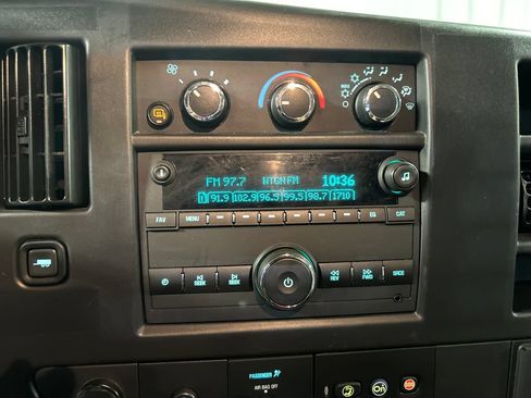 Used 2025 GMC Savana 2500 w/ Driver Convenience Package RWD image 15