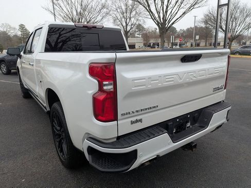 Used 2024 Chevrolet Silverado 1500 High Country w/ High Country Premium Package image 6