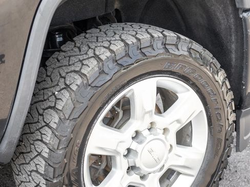 Used 2015 GMC Sierra 2500 Denali w/ Duramax Plus Package AWD/4WD image 12