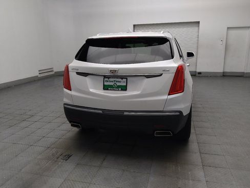 Used 2018 Cadillac XT5 Luxury w/ Driver Awareness Package FWD image 7