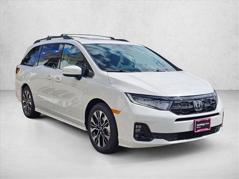 New 2026 Honda Odyssey Elite image 3