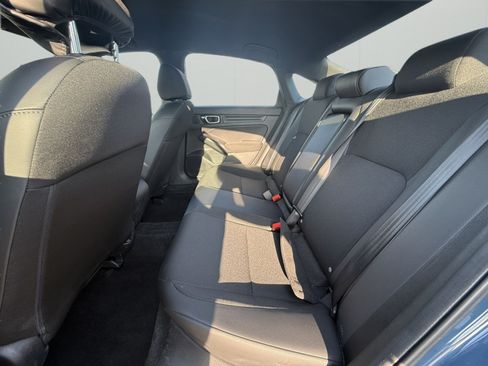 Used 2025 Honda Civic Sport image 22