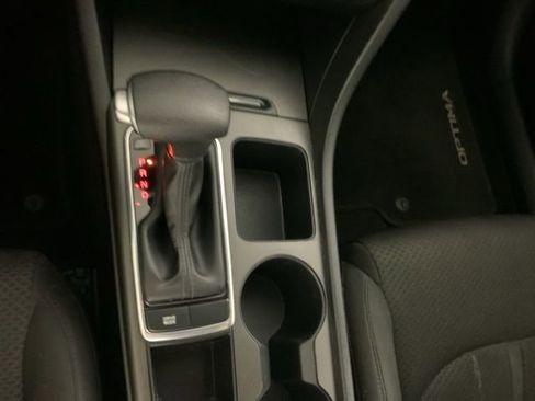 Used 2016 Kia Optima LX FWD image 22