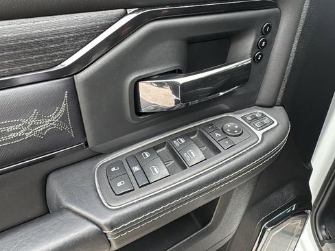 Certified 2024 RAM 2500 Limited image 13