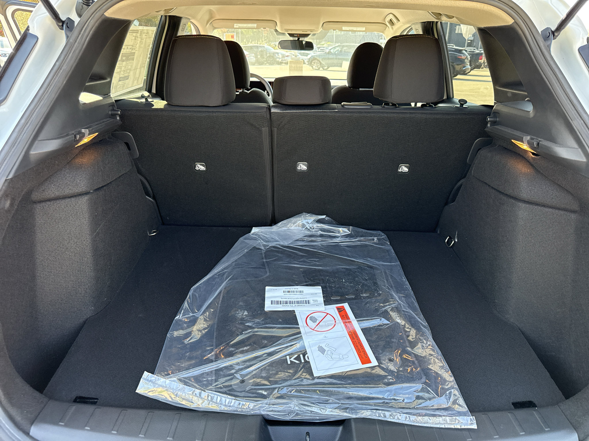 New 2027 Nissan Kicks SV AWD/4WD image 15