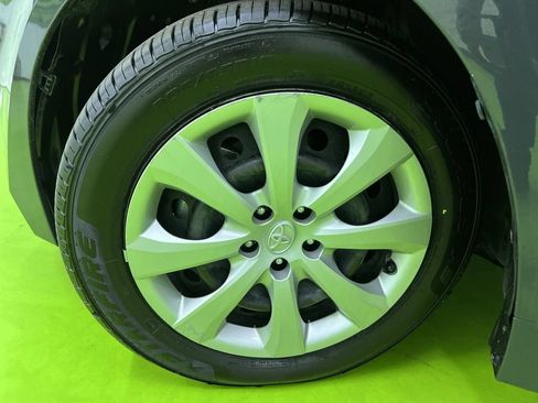 Used 2023 Toyota Corolla LE FWD image 15