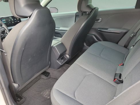 Used 2025 Kia K4 FWD image 9