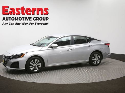 Used 2023 Nissan Altima 2.5 S image 55