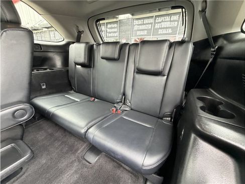Used 2017 Toyota Highlander SE FWD image 26