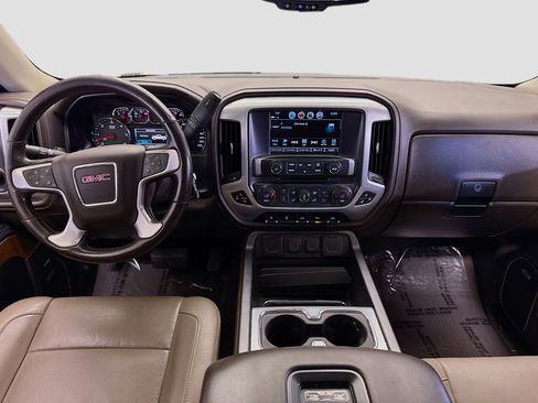 Used 2018 GMC Sierra 1500 SLT image 14