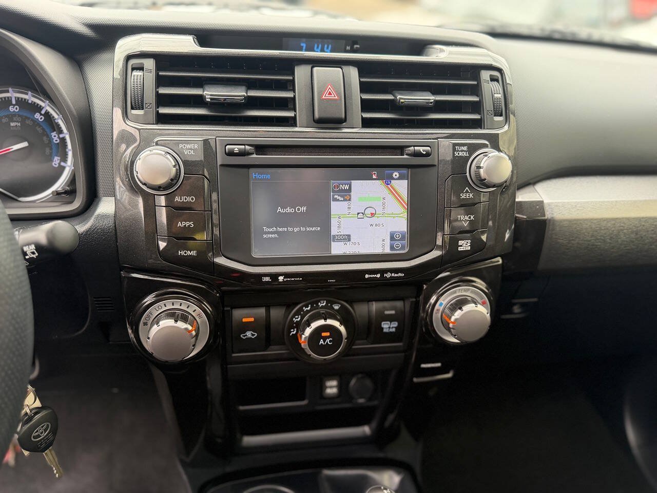 Used 2019 Toyota 4Runner TRD Pro AWD/4WD image 40