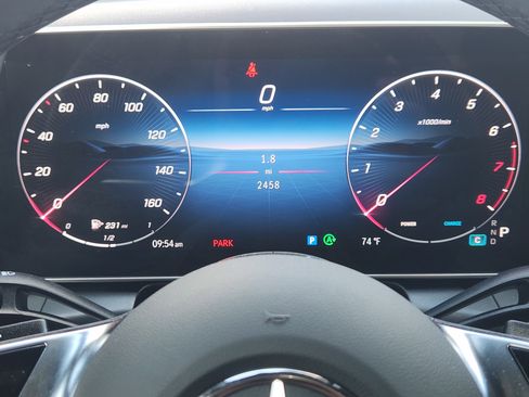 Used 2025 Mercedes-Benz GLC 300 image 16