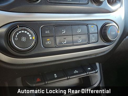 Used 2017 Chevrolet Colorado LT w/ LT Convenience Package image 19